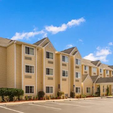 Microtel Inn & Suites by Wyndham Leesburg/Mt Dora