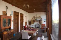 Birgi Hotel Saliha Hanim Tas Konak