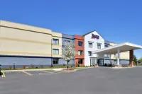 Fairfield Inn Rochester Airport Hotels in Gates
