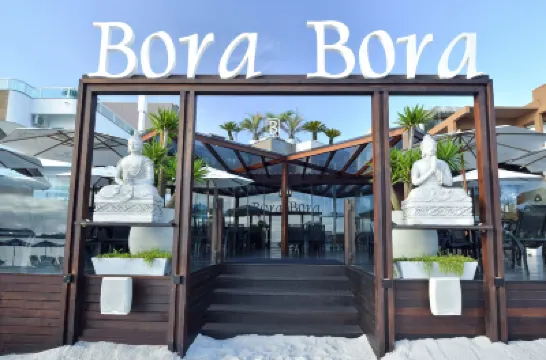 Pousada Bora Bora Отели в г. 