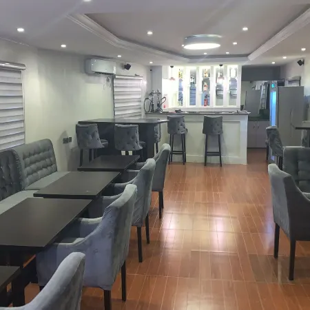 Rm Suites
