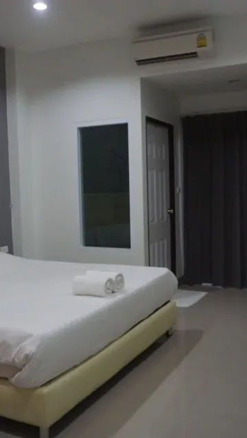 ห้องสแตนดาร์ด เตียงใหญ่ 1 เตียง