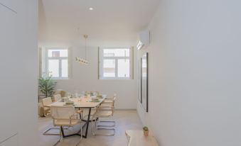 Liiiving in Porto - Luxury Beachfront Apartment VI