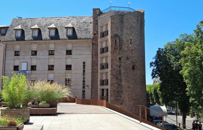 Hôtel de la Tour Maje