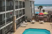 Wingate by Wyndham Galveston Beachfront at Seawall - Beach resorts