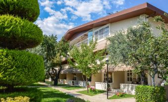 Gurel Garden House