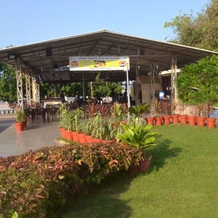 Hotel Apaar