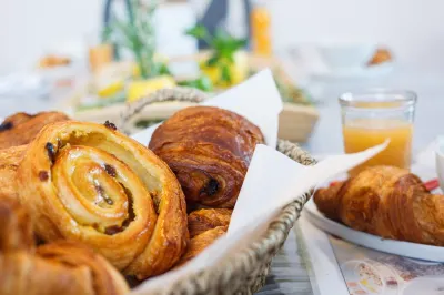 三角別墅民宿 鄰近O2la O Deux Là的酒店