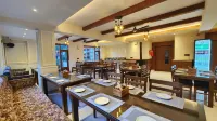 Hukam's Holiday Home by Hhh - พร้อมอาหารเช้า