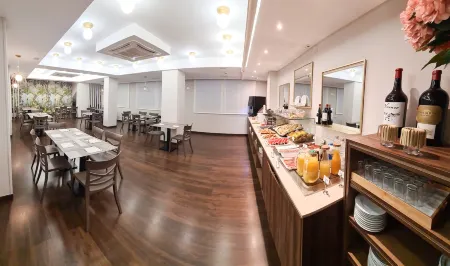 Hotel Los Bracos Отели в г. La Rioja Province