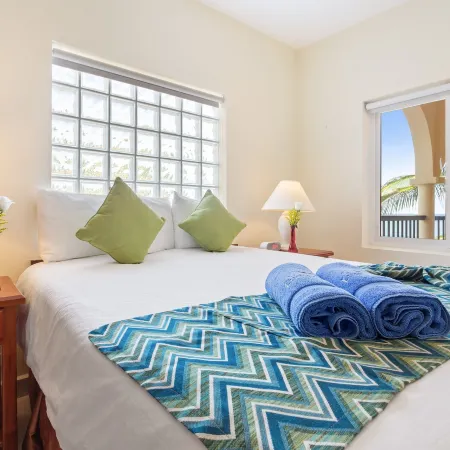 SunBreeze Suites