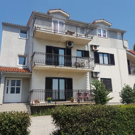 Apartments Zova