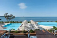 Maistra Select Amarin Resort - Beach