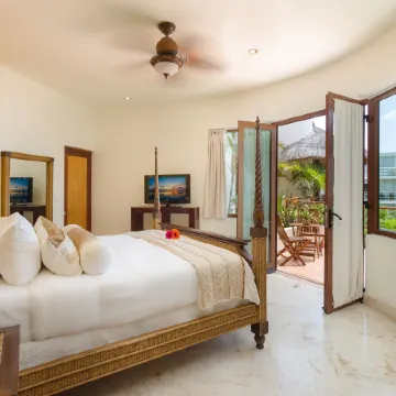 Porto Playa Condo Hotel and Beach Club