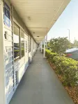 Lantern Inn & Suites - Sarasota Hotel a Whitfield