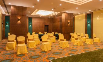 Royal Crown Hotel