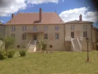 Le Logis d'Azé Hotels in La Vineuse