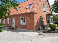 Nordgården Pension & Lejrskole Hotels in Samsø