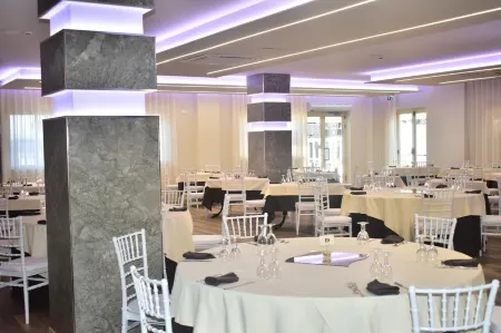 Hotel Garden Отели рядом с достопримечательностью «Via Kennedy»