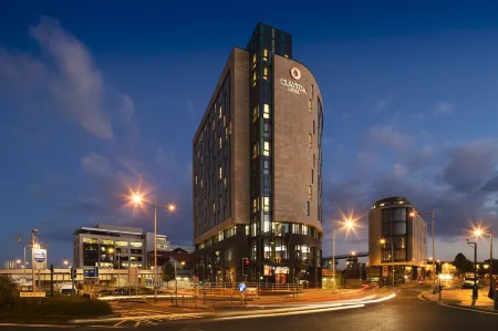 Clayton Hotel Cardiff Отели рядом с достопримечательностью «Андерсон Филдс»