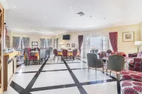 錫尼什瓦斯科大教堂酒店 - 早餐