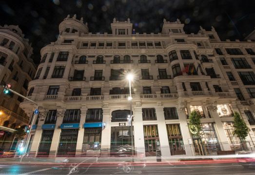 룸00 그란 비아 호스텔