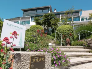 Lupinenhotel GmbH
