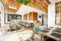 Holitel Anjuna Goa