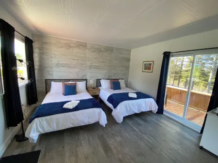 Maison LeBreux - Motel Отели в г. Гаспе