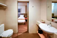 Super 8 by Wyndham Solo Indonesia