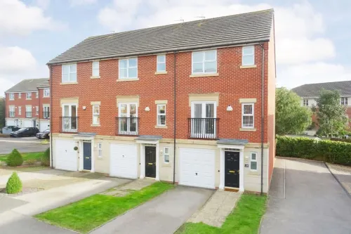 Host & Stay - Davies Close