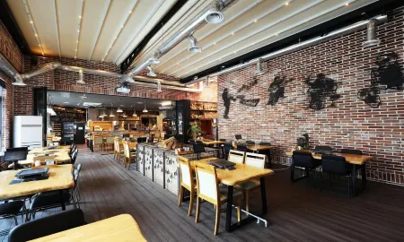 Cheongju the Mark Hotel Отели рядом с достопримечательностью «Университет Чхонджу»