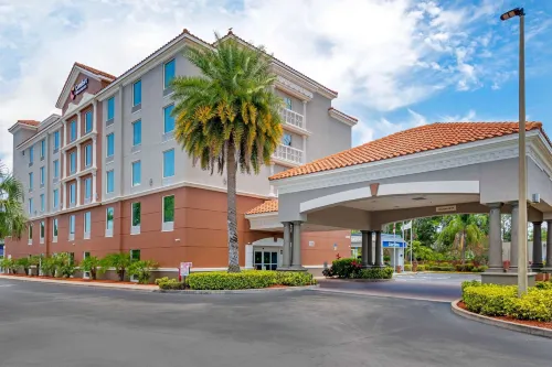 Comfort Inn & Suites Melbourne-Viera Hotels in June Park