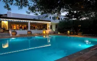 Villea Village Hotels in Makris Gialos