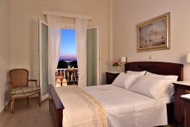Doukissa Hotel - Parikia Town Centre