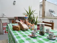 Apartment on the Beach with Air Conditioning and Terrace, Pets Allowed