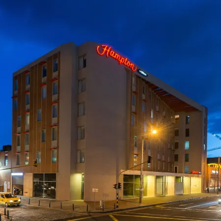 Hampton Inn by Hilton Bogota Usaquen Отели рядом с достопримечательностью «Усакен»