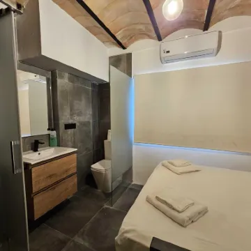 APARTAMENTOS SAN FERNADO 32 Hotels near Plaza de la Corredera