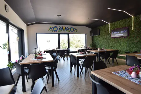 Beautiful Apartment in Prime Lakeside Spot