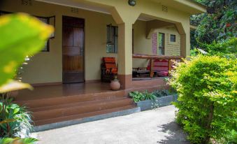 Shamba Hostel