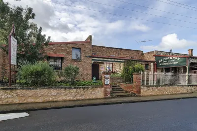 Eagle Foundry Bed & Breakfast Hotel di Davoren Park