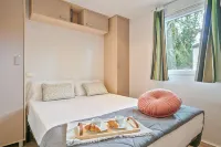 Camping Castell Montgri Hotel a Gualta