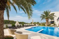 Hotel Perla - Uima-altaat