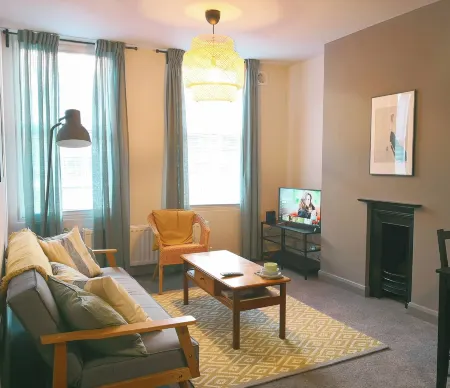 Homely Serviced Apartments - Figtree Отели рядом со станцией Шеффилд Трен-Станция