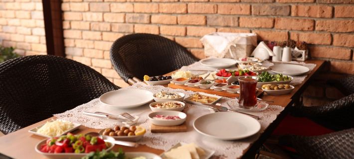 Mandalin Pansiyon Hotels in Seferihisar