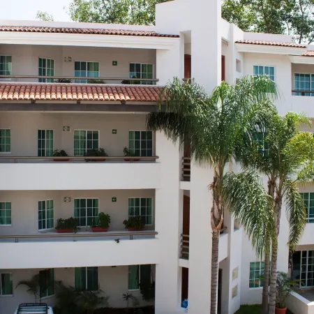 Áurea Hotel and Suites