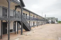 Economy Suites Extended Stay Tulsa