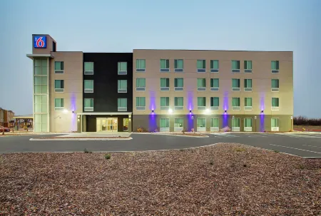 Motel 6 Monahans, TX Отели в г. Монаханс