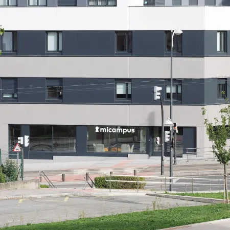 Micampus San Mamés Students Residence Отели рядом с достопримечательностью «Стадион «Сан-Мамес»»