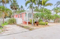 Best Little Beach House on Anna Maria Island!  With a pool & steps to the beach!
